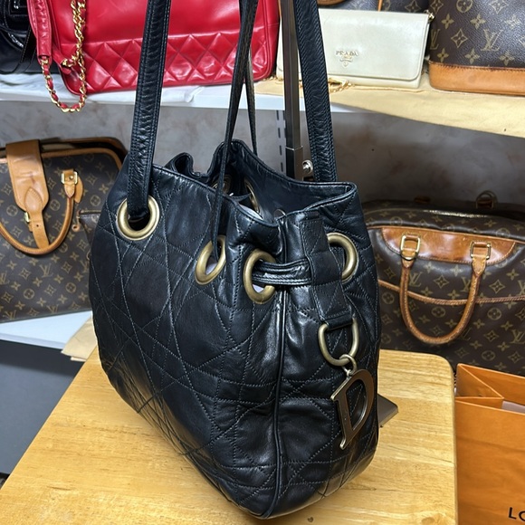 ❤️SOLD ❤️ Christian Dior drawstring tote bucket bag - Picture 11 of 11
